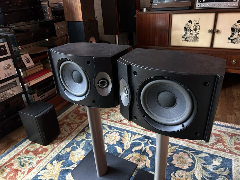 Fantasticas colunas Bose 301 Series V