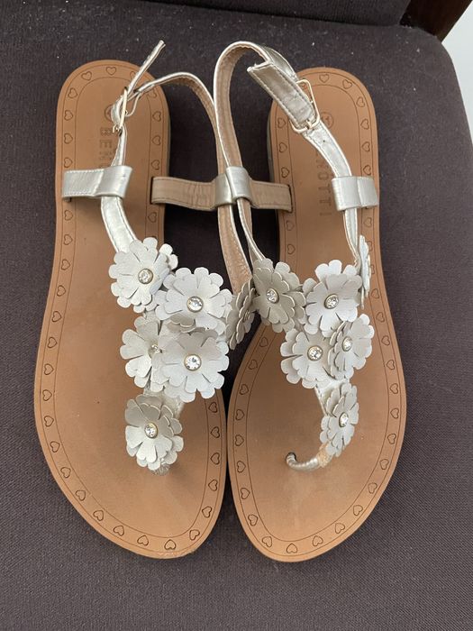 Sandalki japonki Gina Benotti 41
