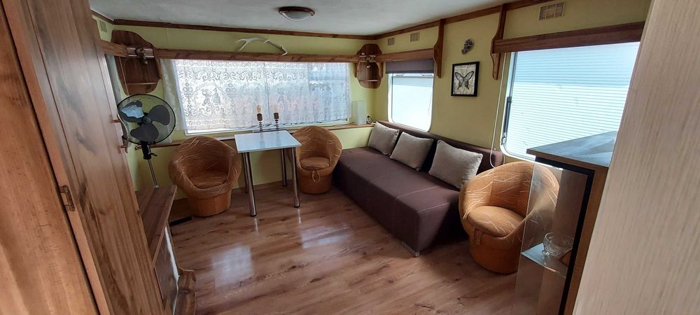 Wczasy nad Morzem. Domek holenderski w malowniczej Kuźnicy.