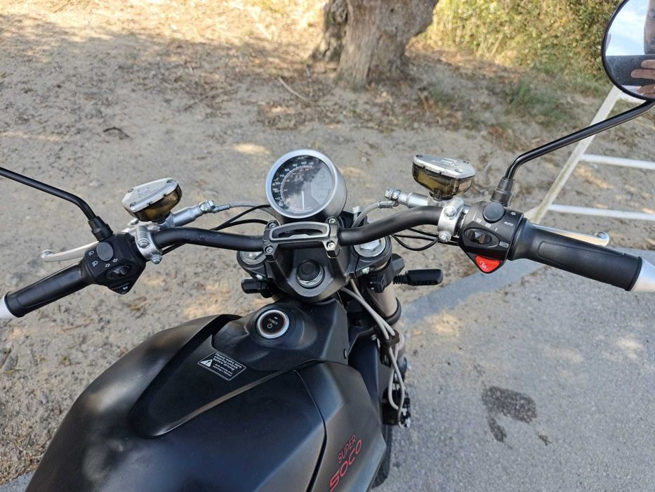 Super Soco TC MAX 125cc elétrica