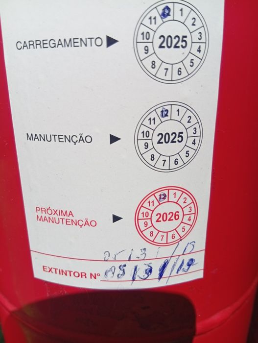 Extintores validade 12/2026