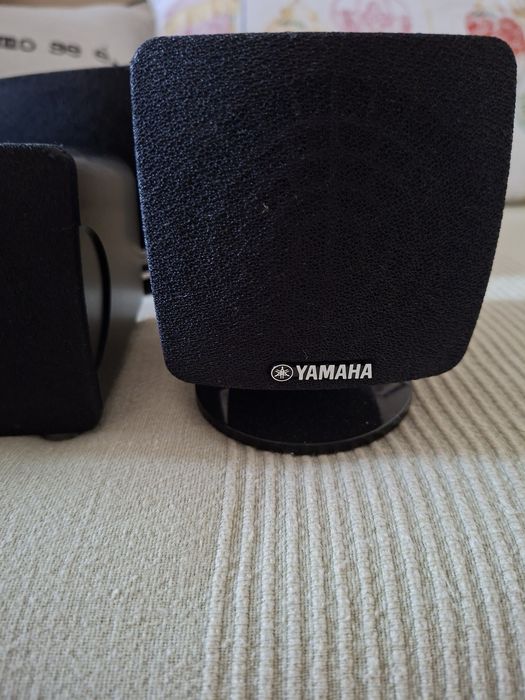 Subwoofer e sistema cinema em casa