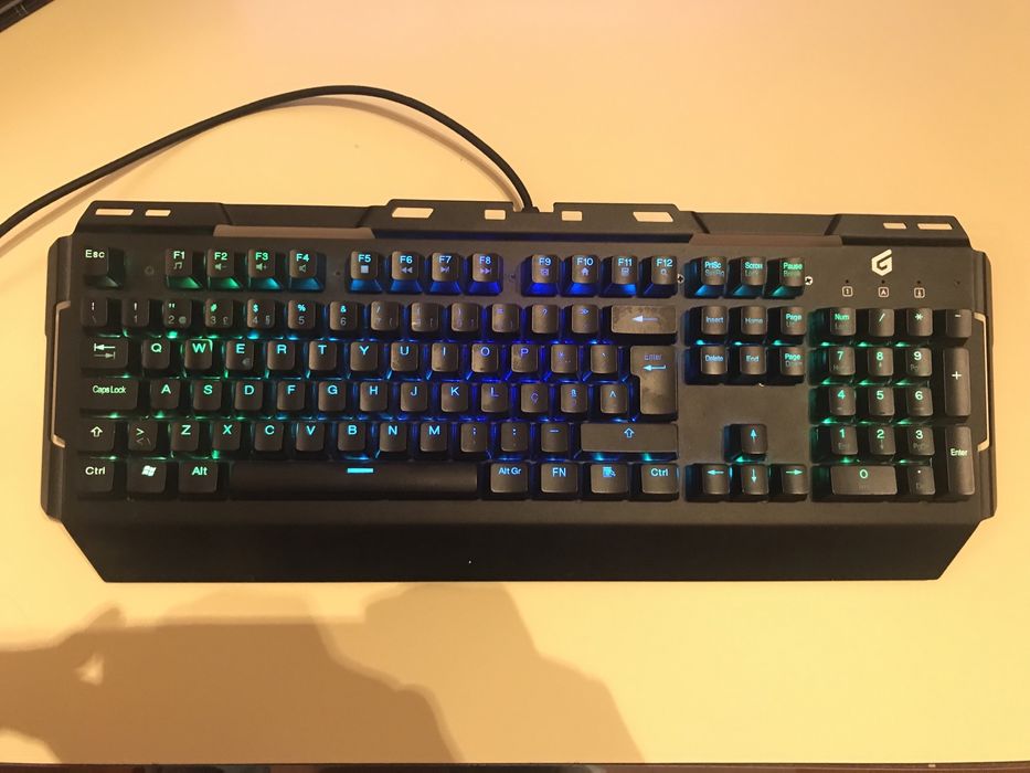 Teclado mecânico Kronic