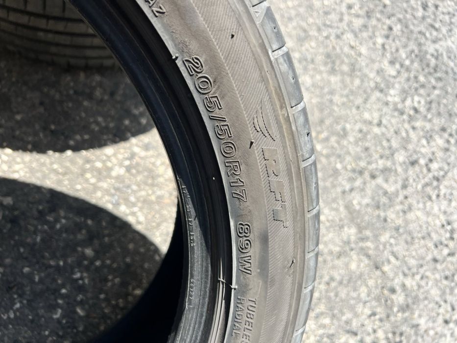 205/50/17 Bridgestone 2 pneus