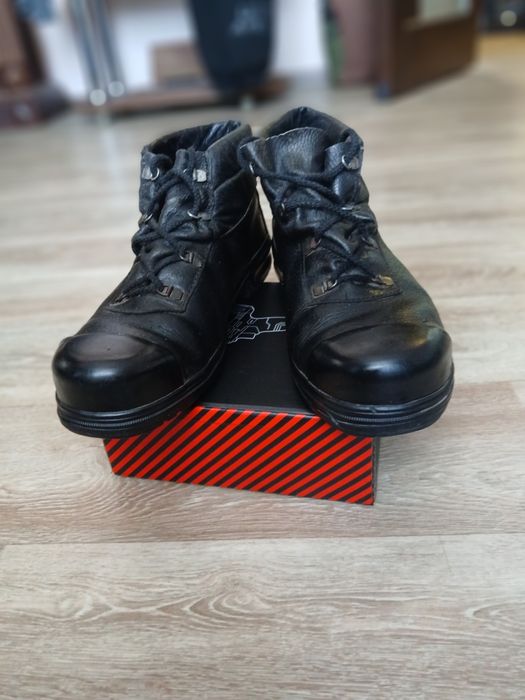 Ботинки рабочие мужские