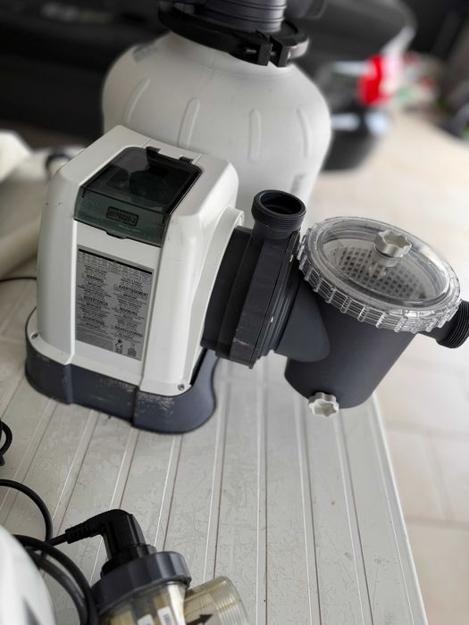 Bomba e Filtro de areia 10.500 l/h + cloração salina 11g/h