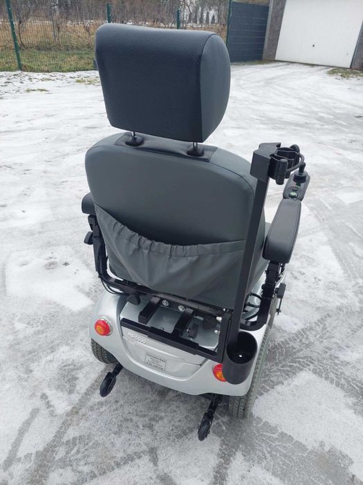 Wózek inwalidzki elektryczny
