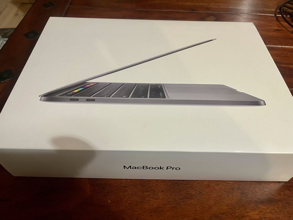 Apple Macbook Pro 13 M1| 16 GB | 256 GB | A2338 | Silver