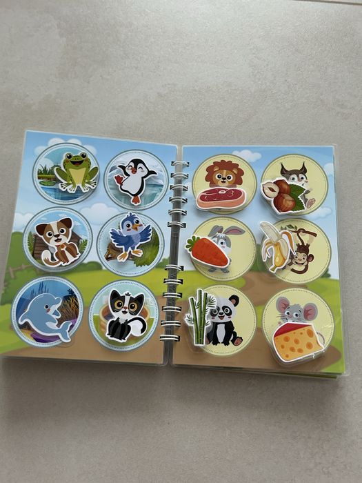 Книжка на липучках розвиваюча