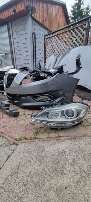 Przód kompletny maska zderzak lampy pas Lancia Delta III Diesel