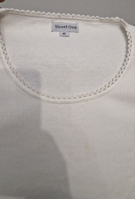 Podkoszulka damska  z krótkim rękawkiem   Street  one.