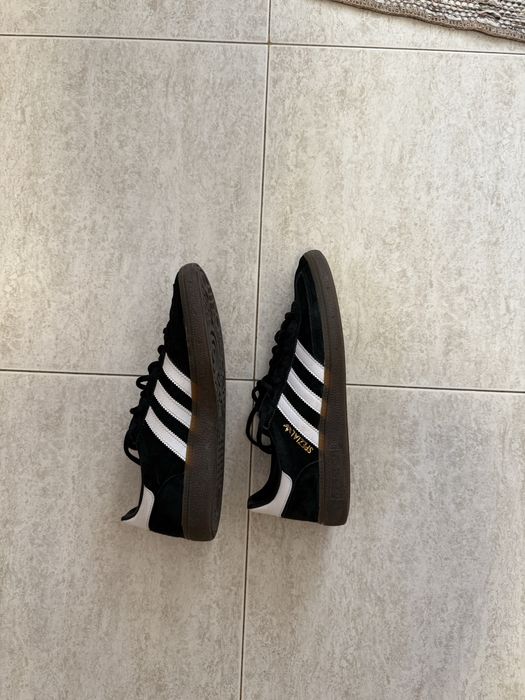 Tenis Adidas Spezial Branco e Preto, Usados um pouco
