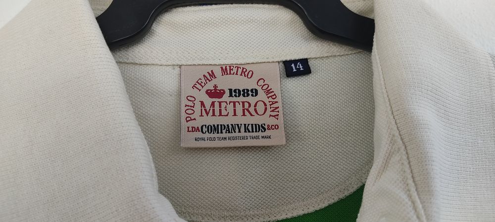 Polo manga curta, 14 anos metro company - NOVO A ESTREAR