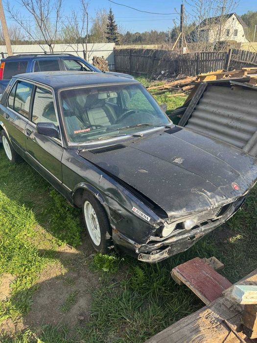 BMW E28 2.4  турбо дизель на розбірку | Усі запчастини м21 м20 м10