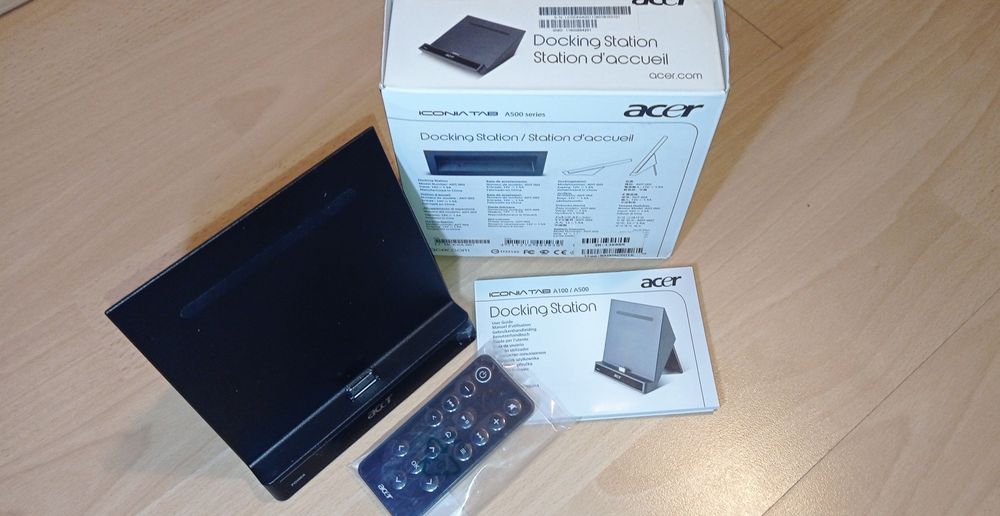 Док-станція Acer Iconia Tab A500 з пультом ADT002