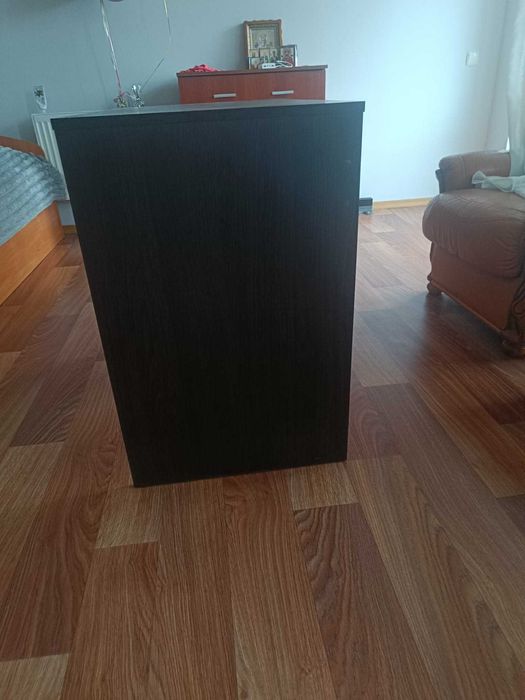 Стол компьютерный, письменный, для ноутбука.