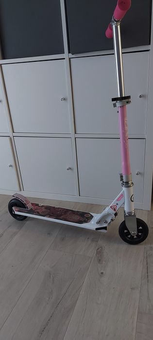 Hulajnoga dla dziewczynki