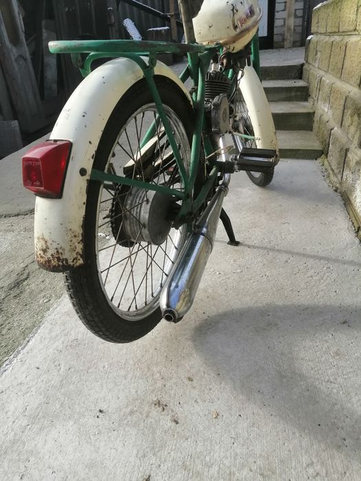 Продам мопед  рига