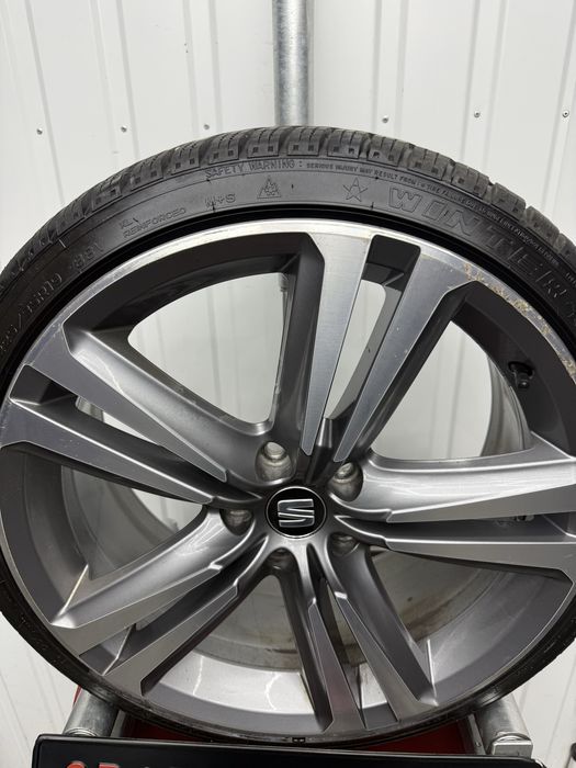 Alufelgi KOMPLET 19 cali 5x112 SEAT AUDI VW Skoda Mercedes Golf ZIMOWE