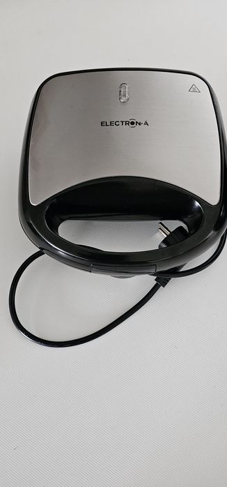 Sanduicheira como nova