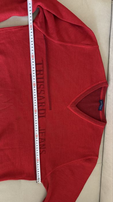 Свитер труссарди в идеальном состоянии 48 плечо 66 рукав