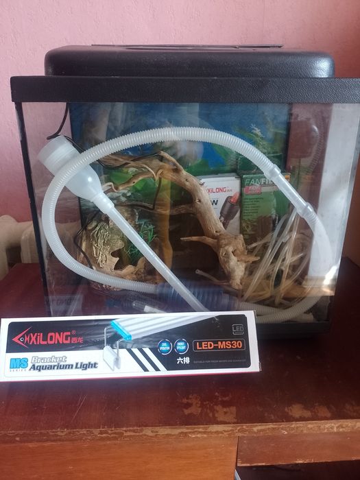 Продам акваріум 35літ.