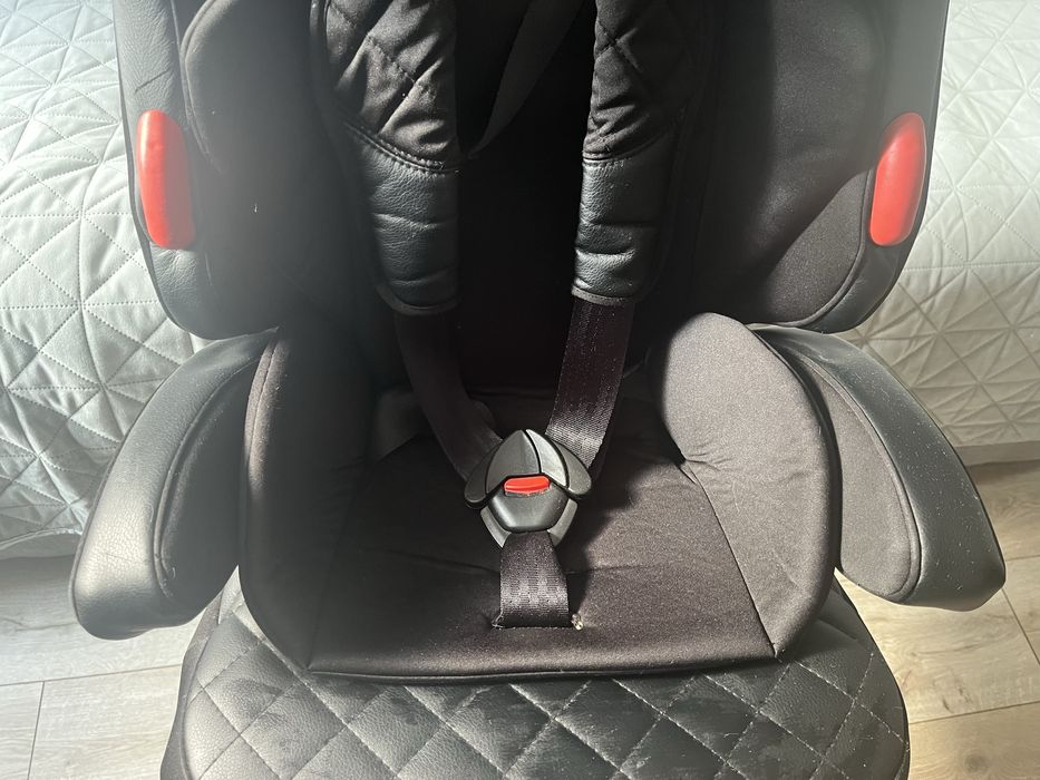 Автокрісло Carrello Premier