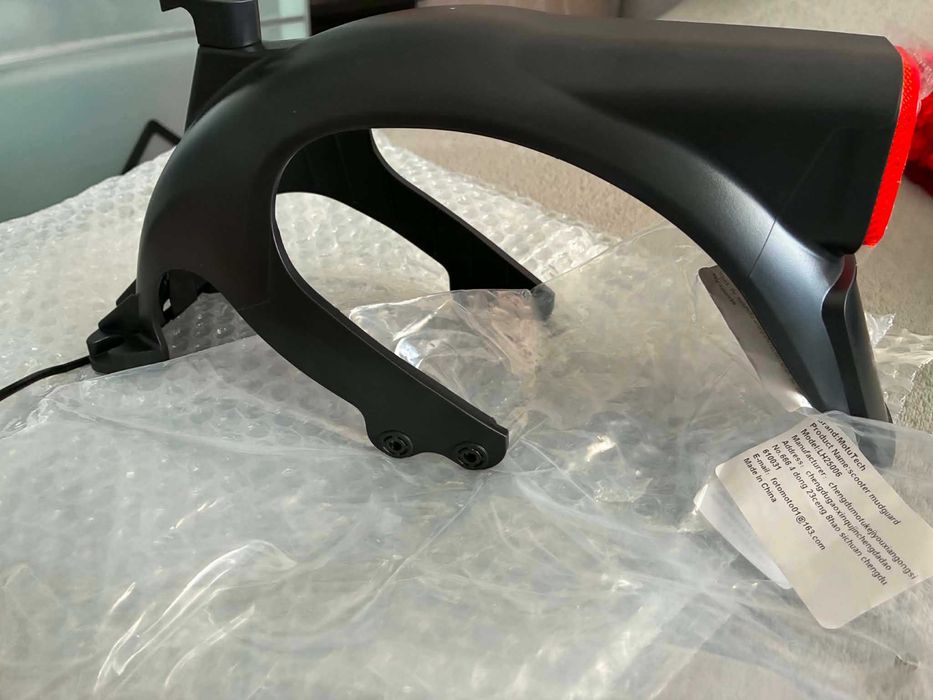Guarda-lamas para scooter elétrica - MotuTech modelo LH25006