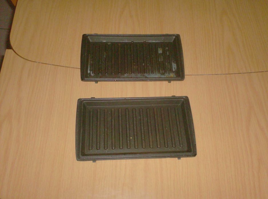 2 Tabuleiros de tostadeira