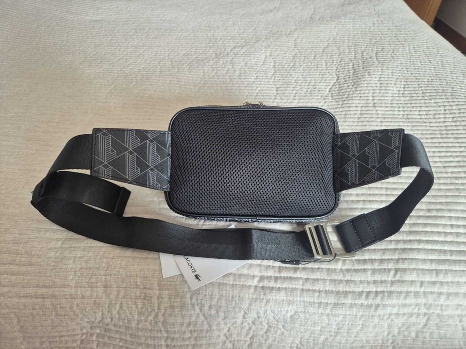 Bolsa de Cintura LACOSTE The Blend - Preta - nova