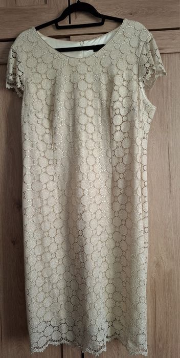 Sukienka koronkowa złota rozm. 50