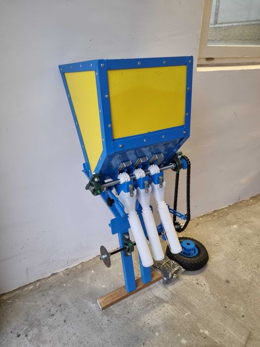 Podsiewacz nawozu granulatu aplikator dozownik nawozów