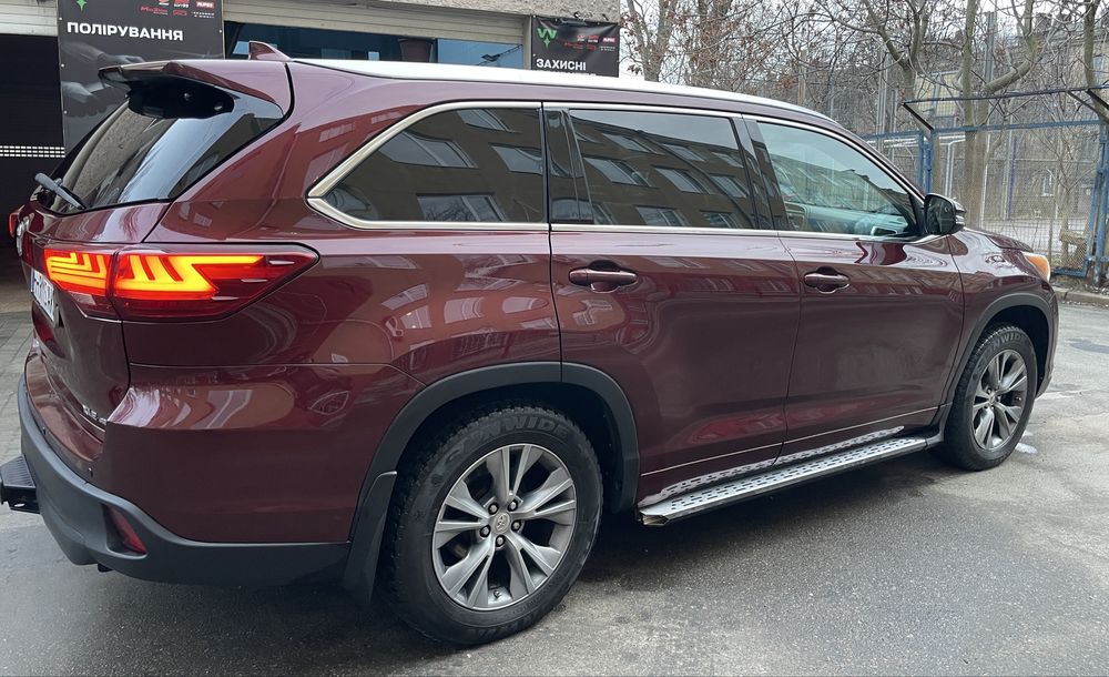 Продам автомобиль Тойота