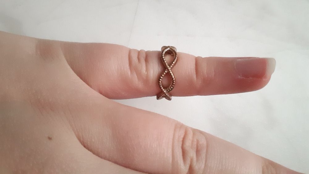 Pierścionek malutki spirale 14,5mm