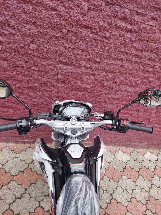 Мотоцикл LONCIN SX2 LX250GY-3K