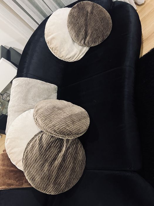 sofá familiar preto