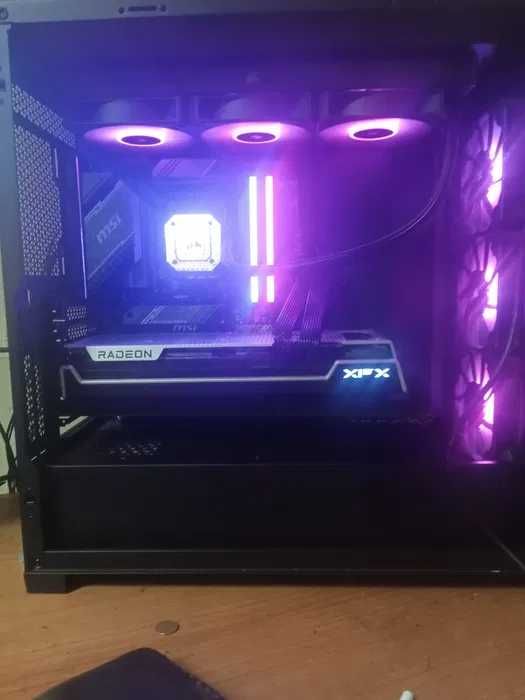 pc gaming high end - ryzen 7 7800X3D - RTX 5070 - 32GB - 2TB