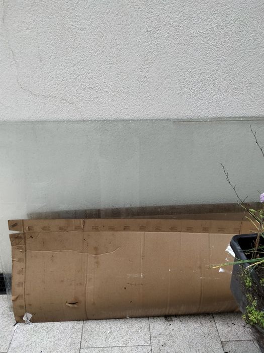 Vendo vidro para estantes