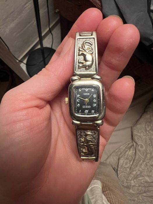 Вінтажний годинник Gucci