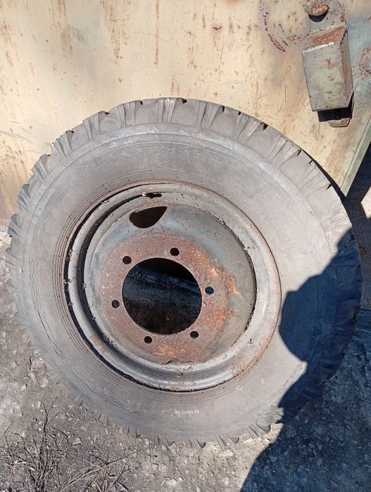 Продам 2 колиса на автомобиль Авиа06а 06