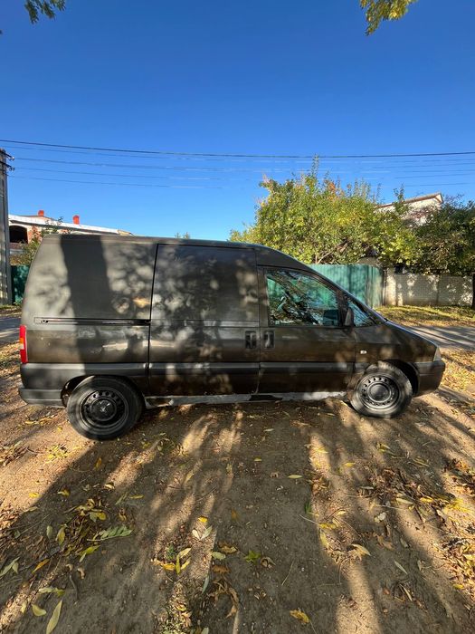 Продам Автомобіль Citroen jumpy 2006