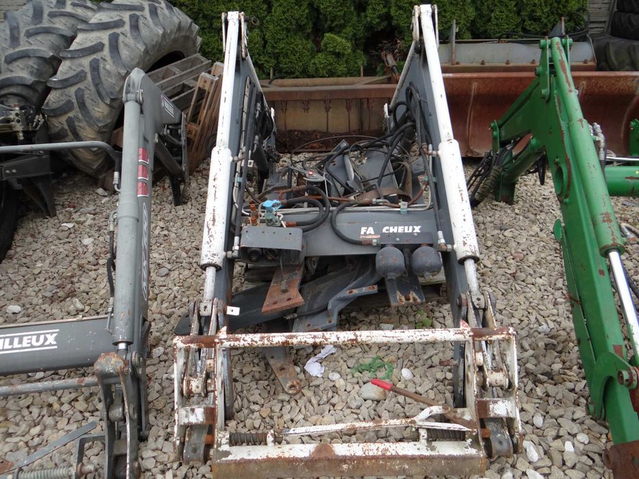 Ładowacz czołowy Massey Ferguson Mailleux Faucheux