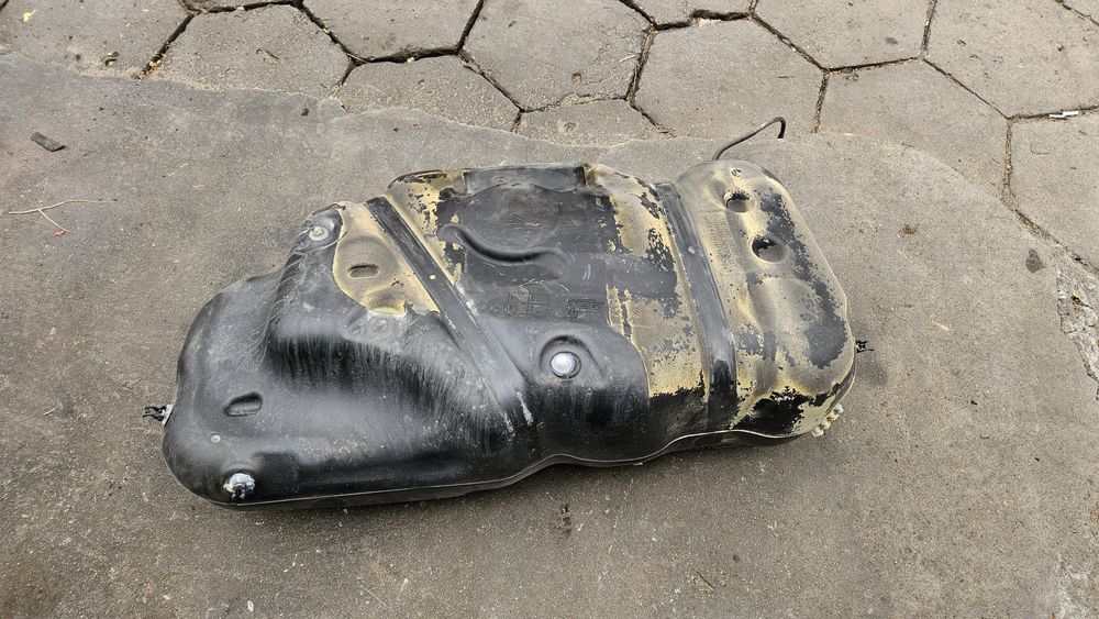 Zbiornik bak paliwa paliwowy opel corsa d benzyna