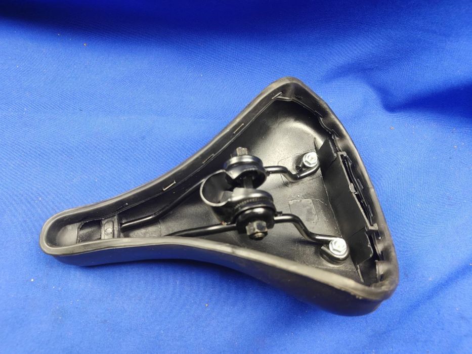 Сидіння на велосипед