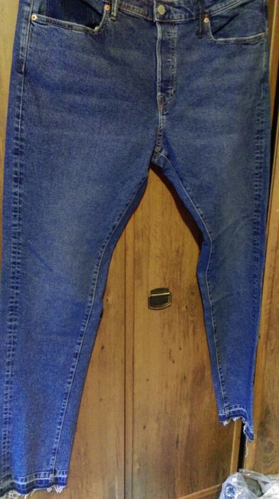 H&M р.58-60 джинсы с тёмной петелькой мужские