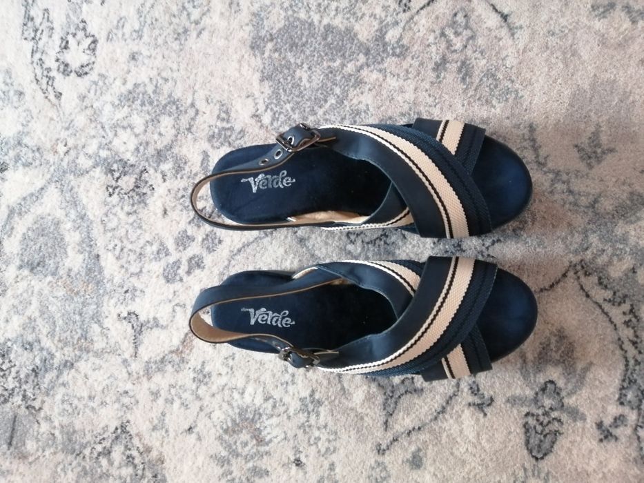 Buty na lato na platformie