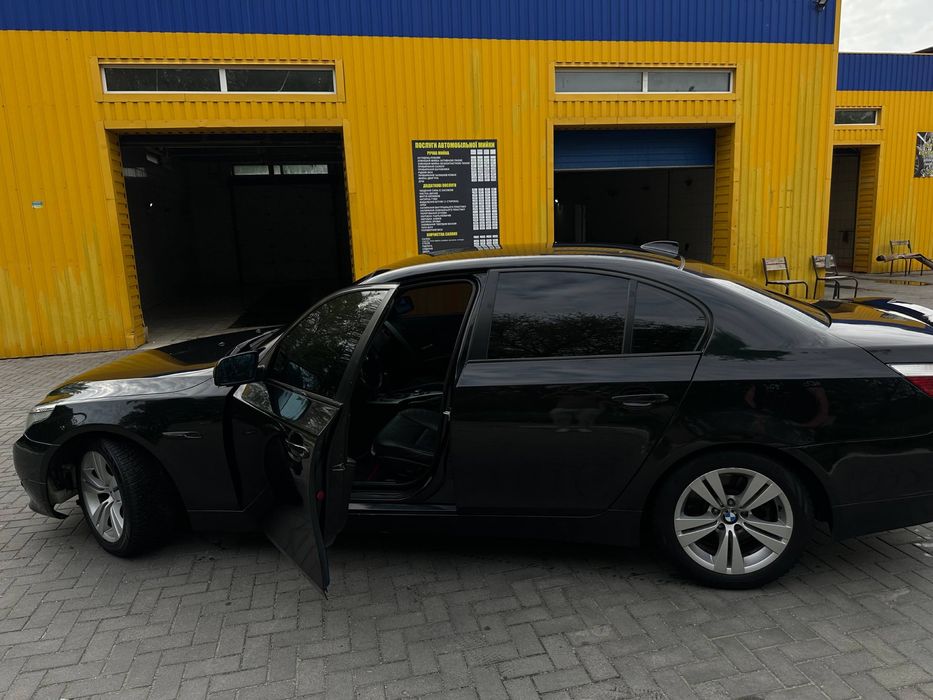 Продам бмв е60 3.0 м57 2006г