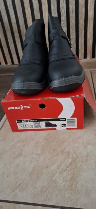 Obuwie robocze  męskie 43