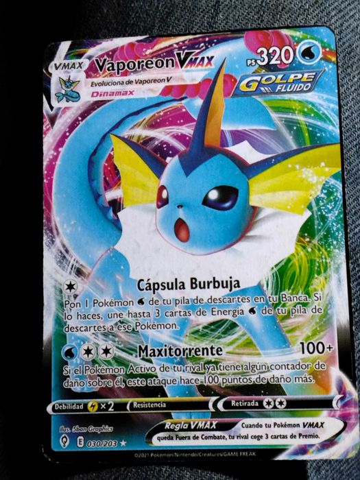 Carta Pokémon vaporeon vmax