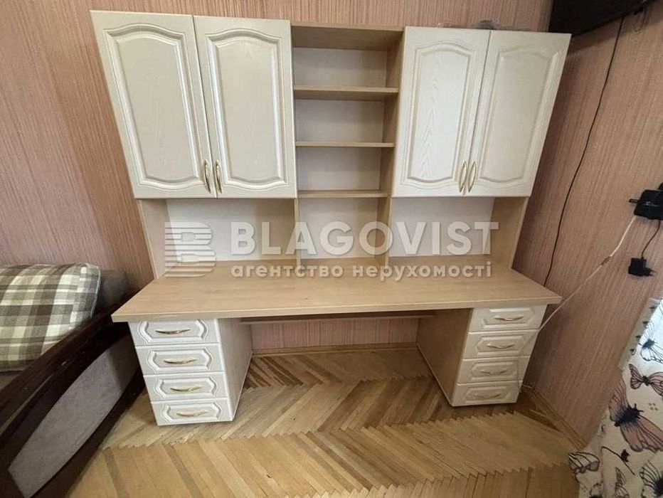 Продаж квартири Героїв Оборони, 3 Виставковий центр